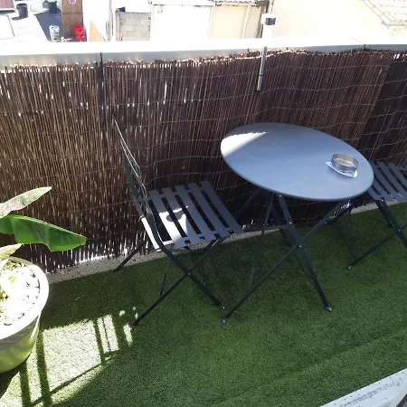 Appartement Les Sables Avec Sauna Et En Bord De Avec Balcon Pour 2personnes *