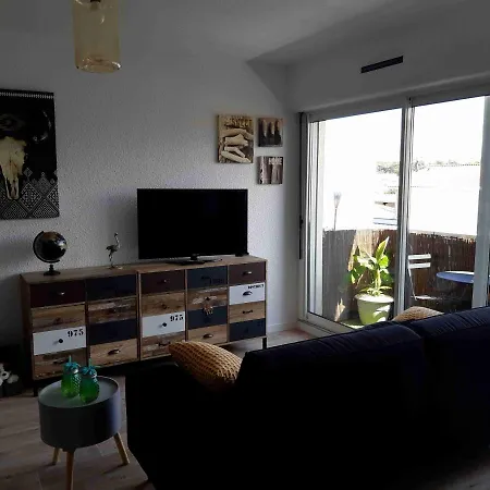 Les Sables Avec Sauna Et En Bord De Avec Balcon Pour 2personnes